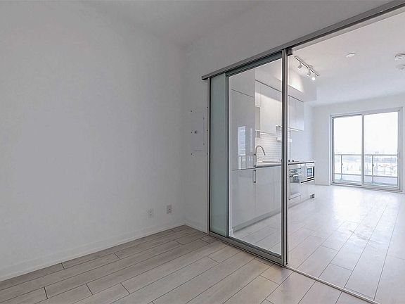2nd image of 950 Portage Pkwy #508