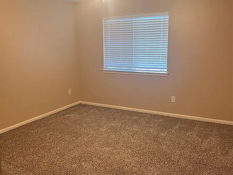 16118 Cypress Valley Dr — Photo 10