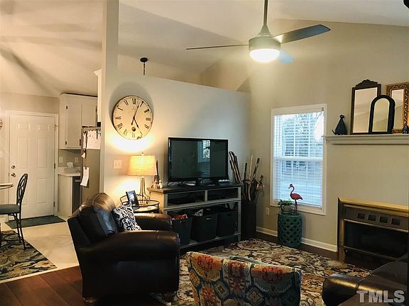 5th image of 407 Poole Dr
