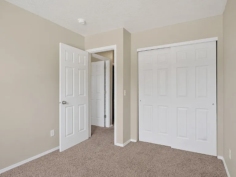 694 N Hydra Pl #A — Photo 11