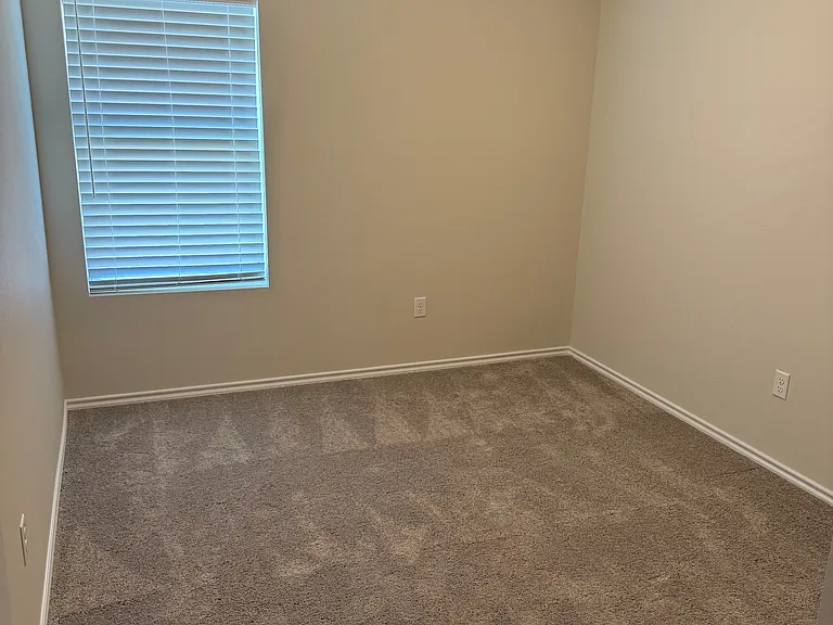 3109 Mesa Dr — Photo 13