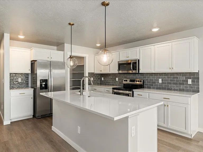 5032 W White Birch St — Photo 10