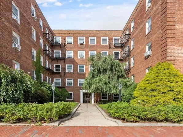 395 Broadway APT R5g, Cambridge, MA 02139