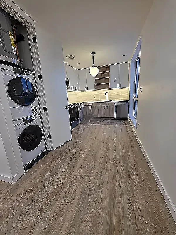 313 Linden Street — Photo 1
