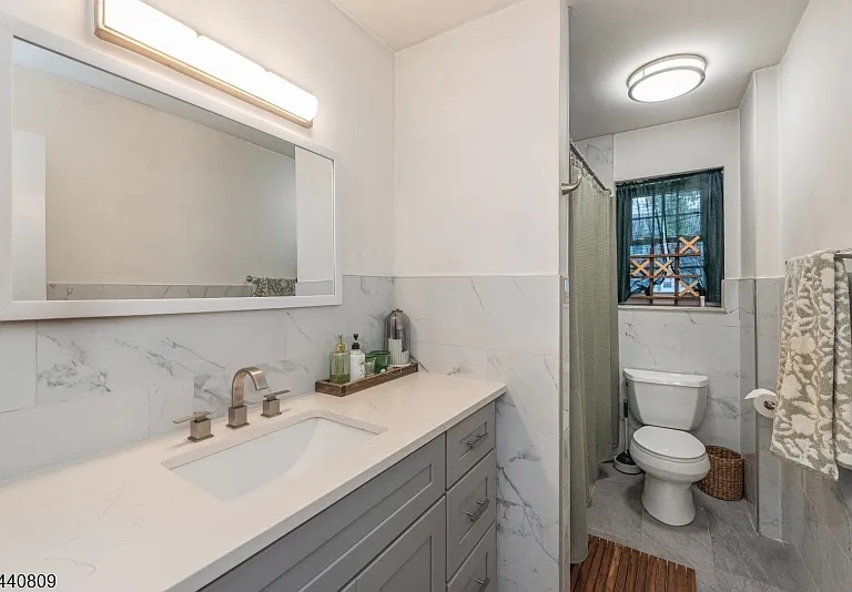 206 Main St #42A — Photo 16