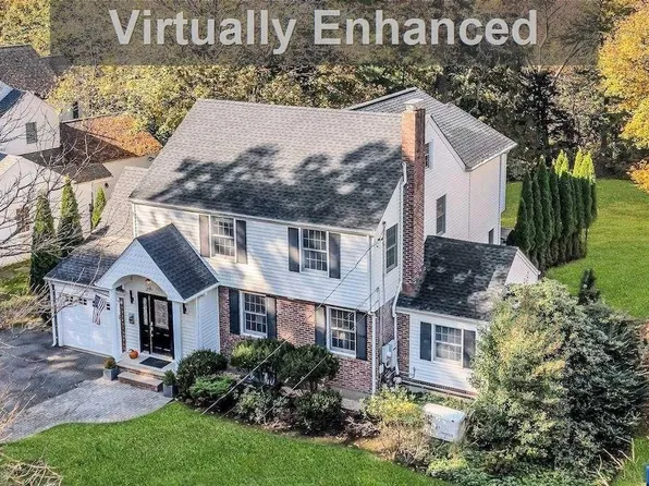 17 Kenwood Rd, Tenafly, NJ 07670