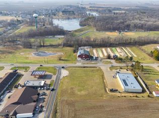 101-107 E Four H Rd, Eureka, IL 61530