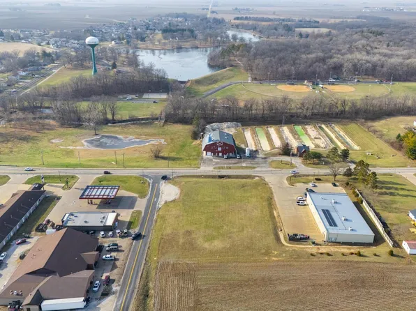 101-107 E Four H Rd, Eureka, IL 61530