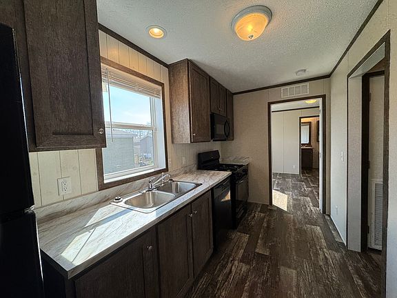 5th image of 47 Bluebird Hill Dr #221