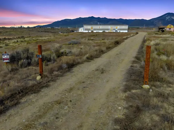 60 Santistevan Rd, El Prado, NM 87529