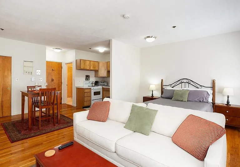 220 Beacon St #301 — Photo 5