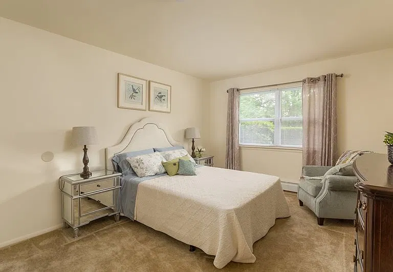 Mansfield Village — Photo 14