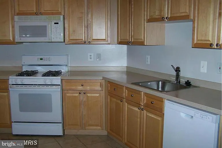 9480 Virginia Center Blvd #102 — Photo 33