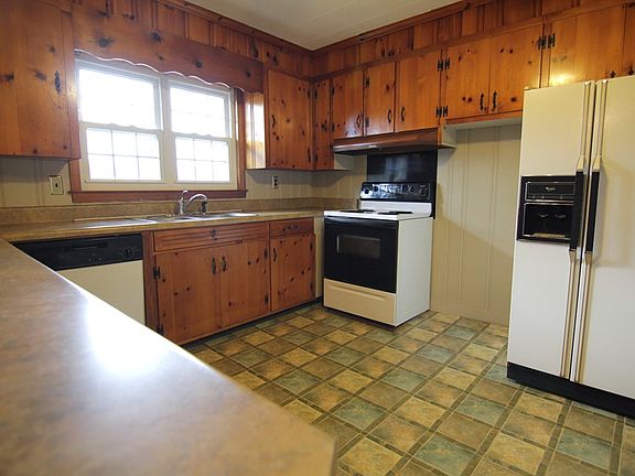 5th image of 2629 Montague Avenue Ext