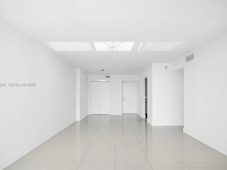 100 Bayview Dr #408 — Photo 8