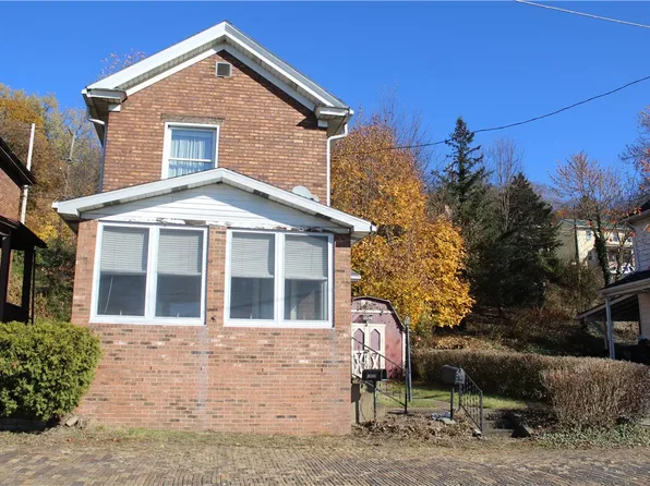405 Parkway St, Freedom, PA 15042