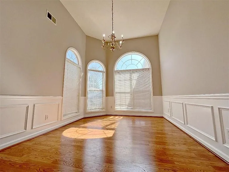 408 Lee Miller Dr — Photo 6