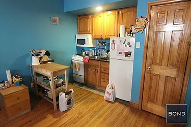 Rented by Bond New York