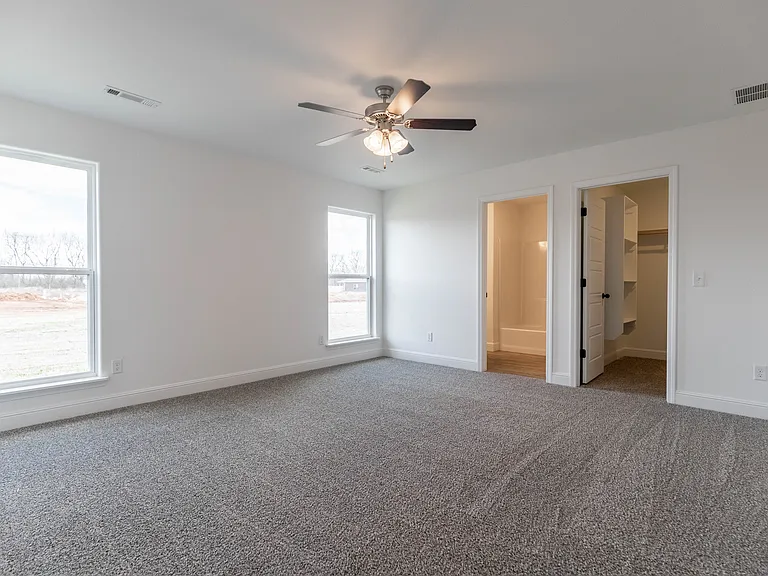 336 Swaden Ln — Photo 6