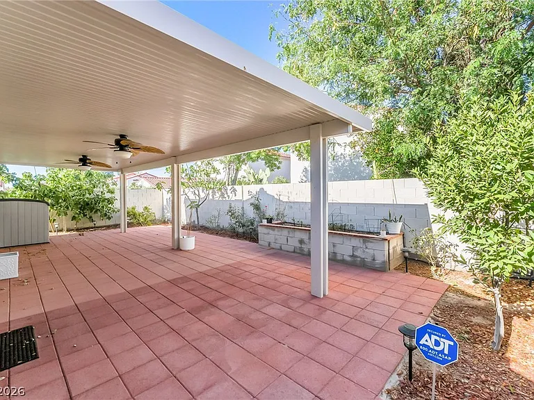 9346 Coral Berry St — Photo 32