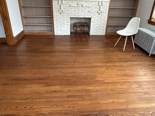 2117 W Lunt Ave #1, Chicago, IL 60645