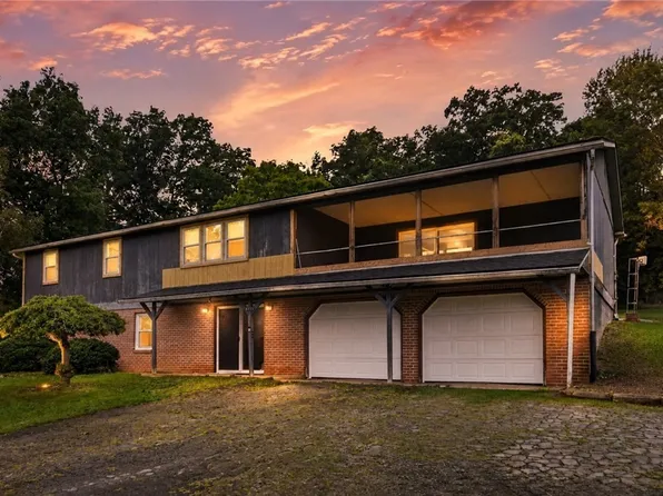 8991 Randel Rd, Hanoverton, OH 44423