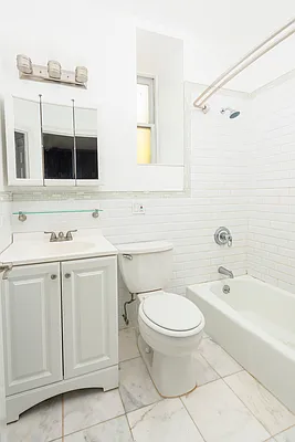 Rented by Engel and Volkers Brownstone Brooklyn | media 25