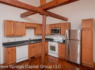 1 S Park St #8713519, Cambridge, NY 12816