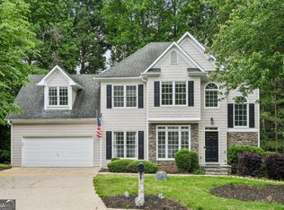 6367 Spring Lake Dr, Flowery Branch, GA 30542