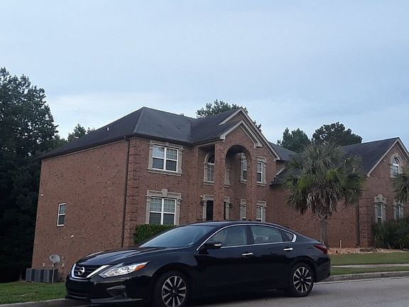 3rd image of 3365 Bartlett Ave