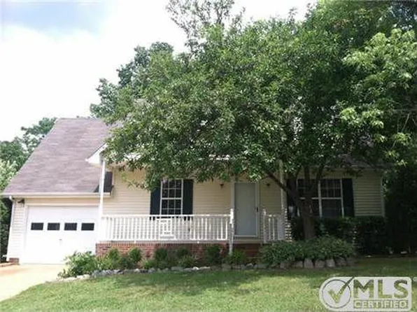 144 Cumberland Cove Dr, Carthage, TN 37030