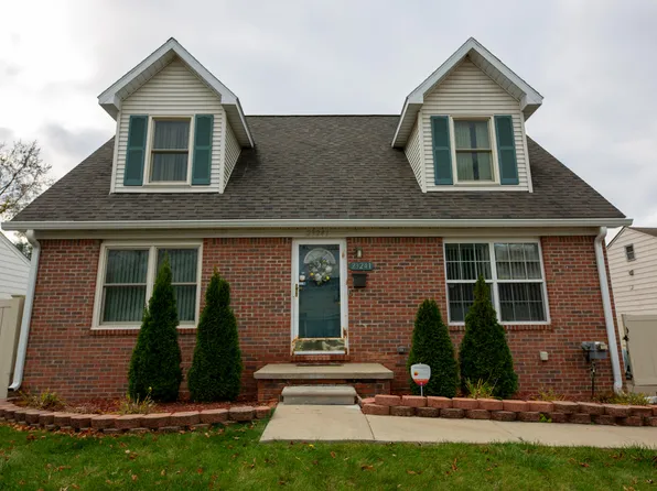 23241 Meadowlark St, Oak Park, MI 48237