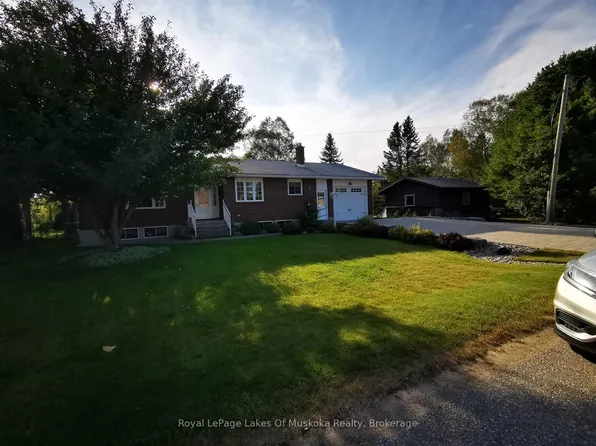 9 Fitz Ave, South River, ON P0A 1X0