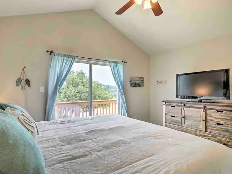 20986 Waterside Dr — Photo 10