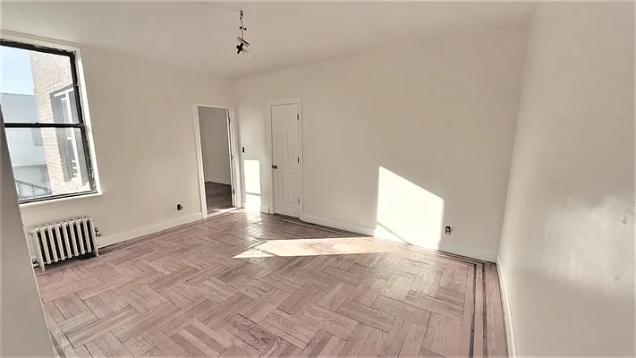 Rented by Benex Realty Inc | media 11