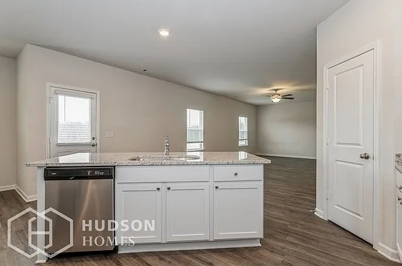 1270 Fendt Dr — Photo 12