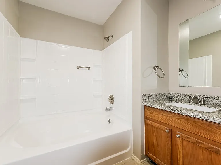 4931 Winding View Ln — Photo 11