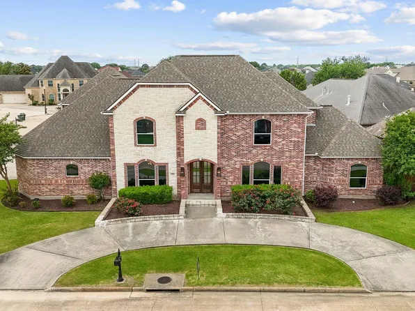 7335 Indian River Dr, Port Arthur, TX 77642