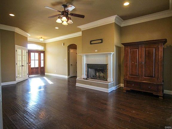 5th image of 206 Cherry Blossom Ln