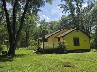 10 Hardwick Rd, Hardwick Twp., NJ 07825