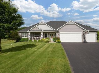 21480 Nightingale St NW, Oak Grove, MN 55011