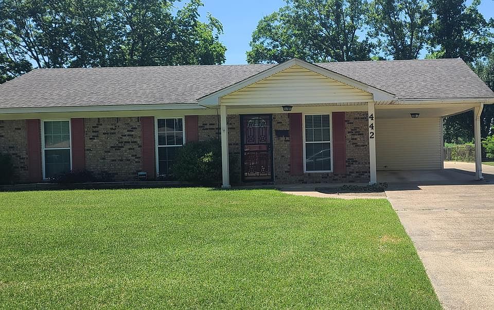 1st image of 442 Shiloh Dr