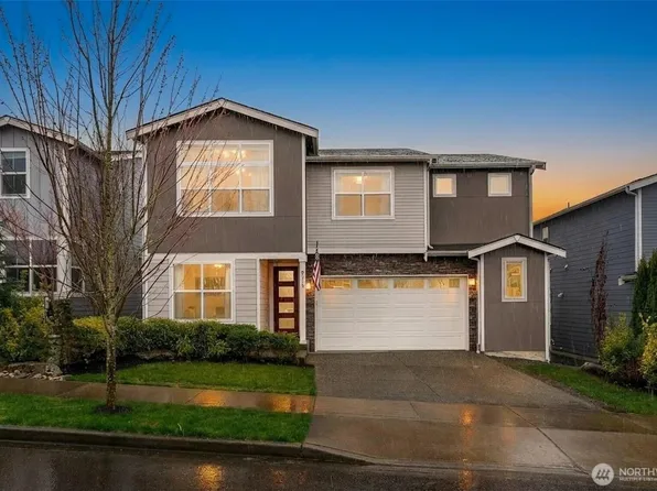 8218 37th Place NE, Marysville, WA 98270