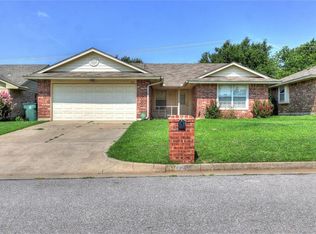 325 Bradgate Dr, Yukon, OK 73099