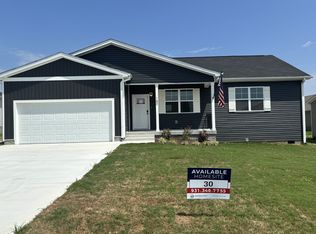 180 Stoneview Dr, Crossville, TN 38571