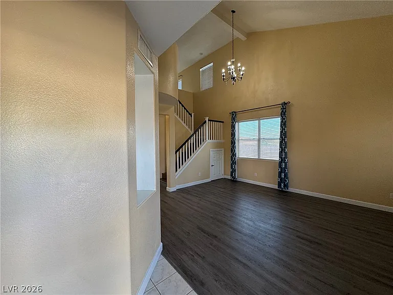 749 Beach Park St — Photo 2