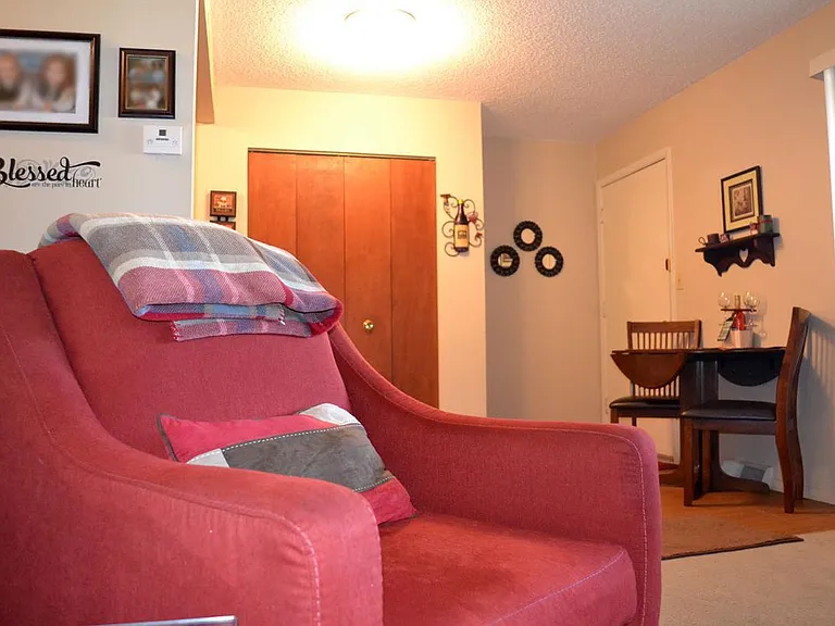 Willo Vu Apartments of Eastlake — Photo 25