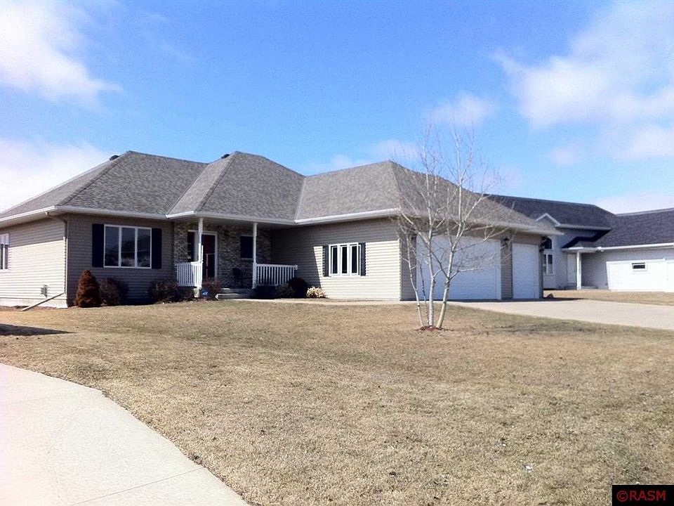 1st image of 308 Woodhaven Ln