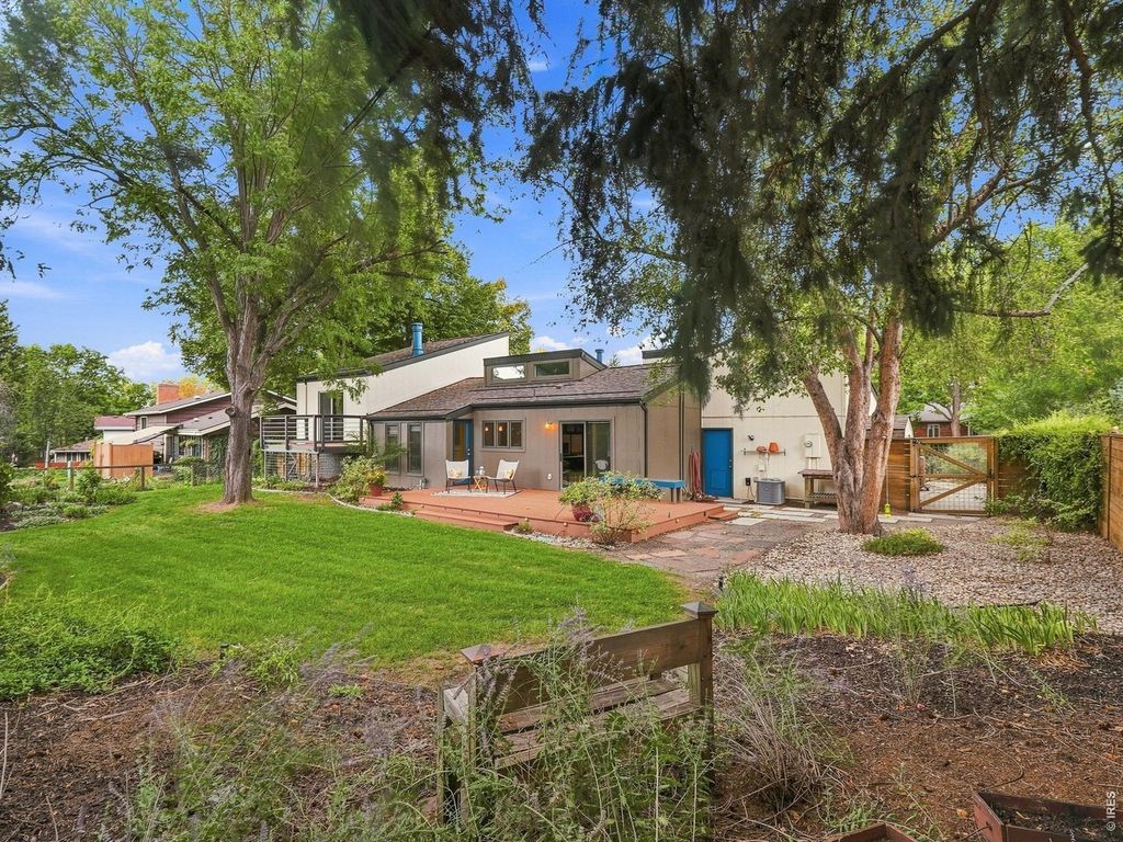 1500 Patton St