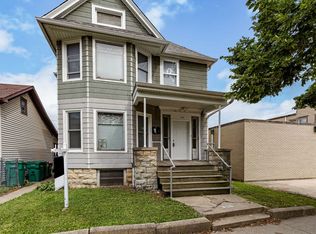 412 N Hickory St, Joliet, IL